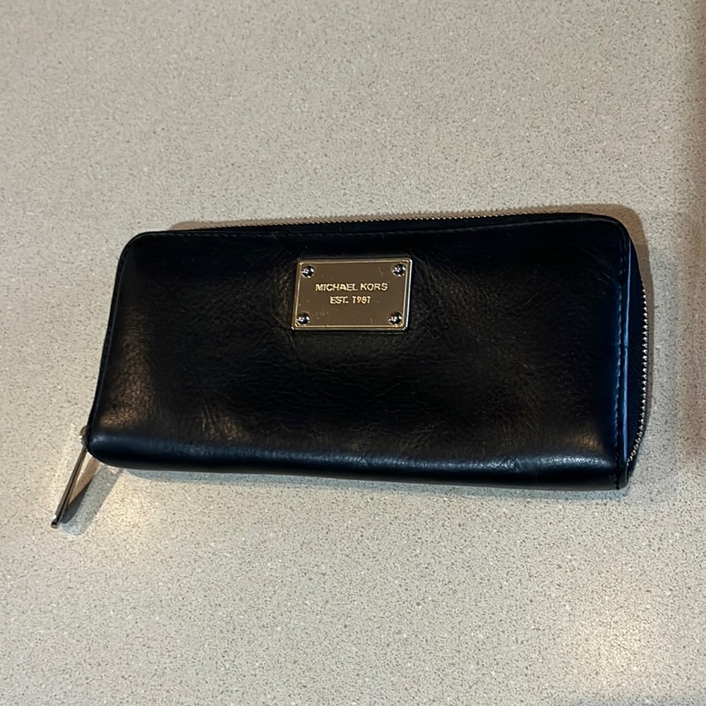 Michael Kors black leather wallet